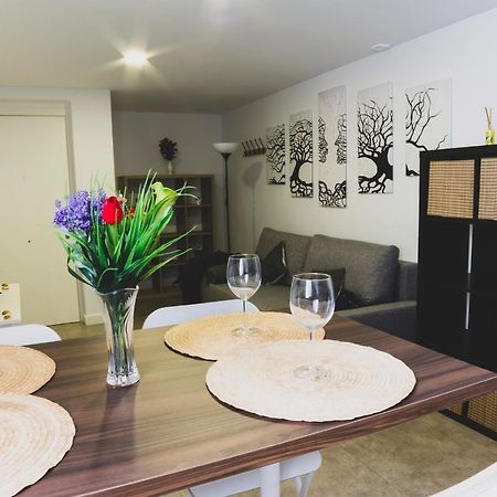 Cdz - Botica, Encantador Apartamento En Pleno Centro Historico Cádiz Buitenkant foto