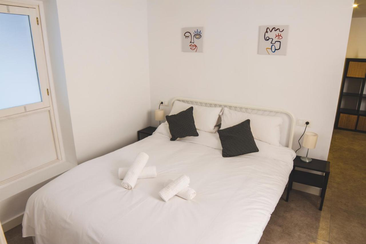 Cdz - Botica, Encantador Apartamento En Pleno Centro Historico Cádiz Buitenkant foto