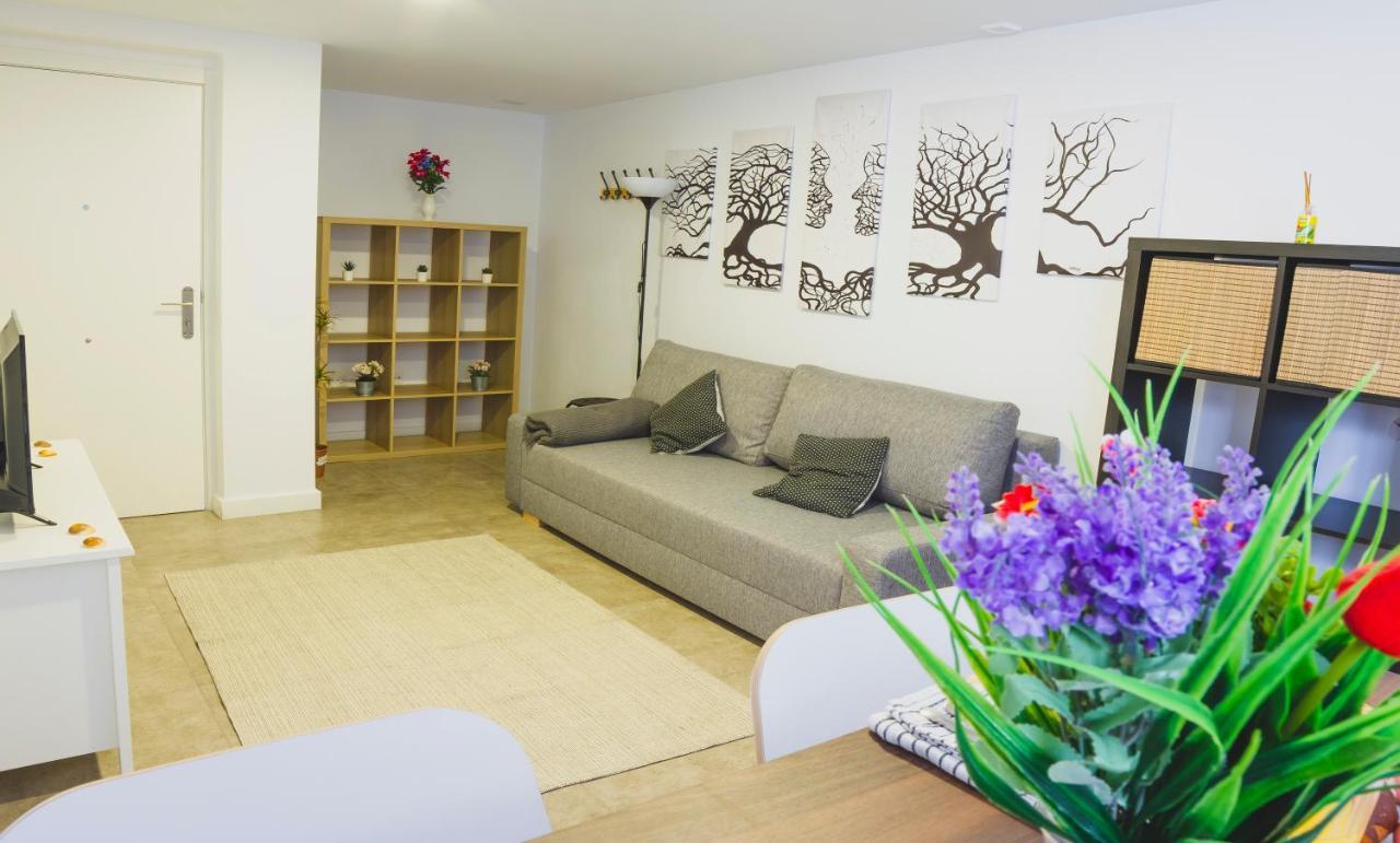 Cdz - Botica, Encantador Apartamento En Pleno Centro Historico Cádiz Buitenkant foto